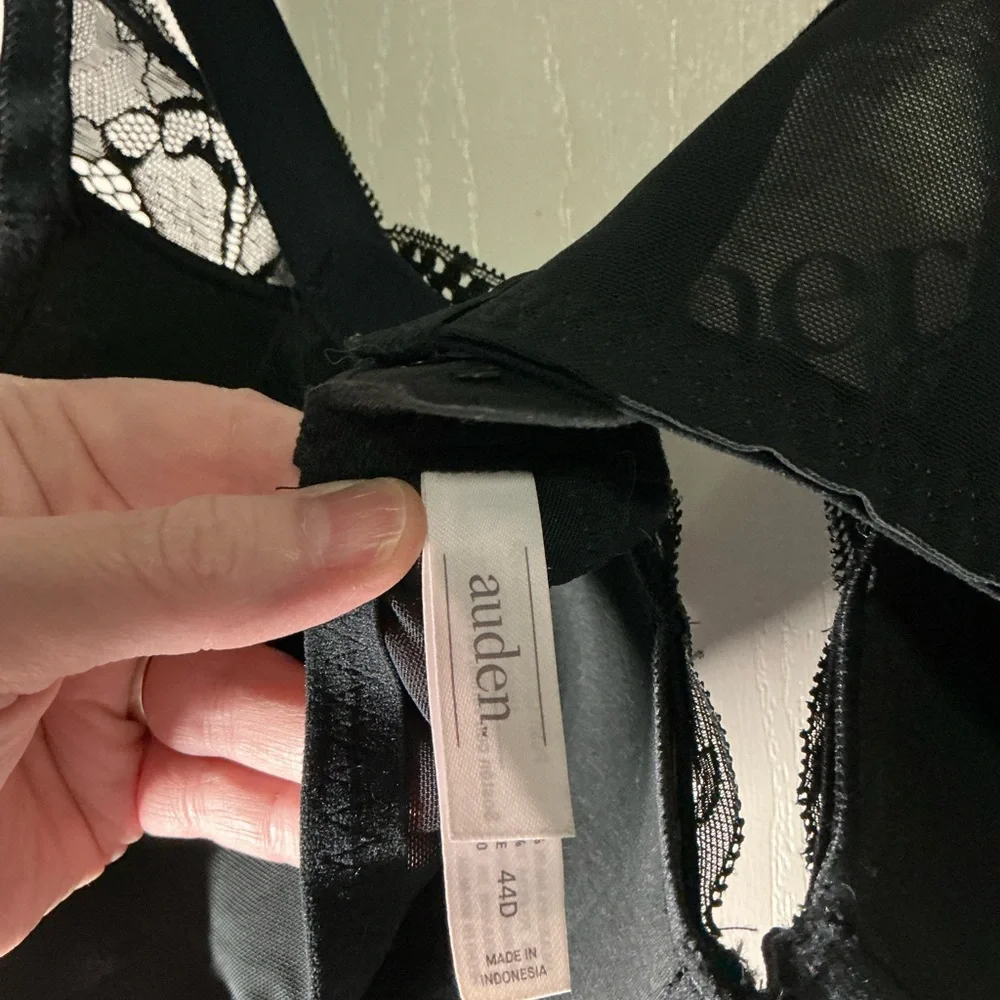 Auden Black Lace Bra - Picture 3 of 5